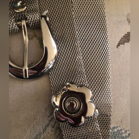 Silver Metal Mesh Daisy Belt - 692 $45 or $40. w/offer - Picture 2 of 4